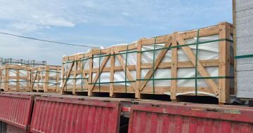 延安 芝麻白花岗岩地铺石出口专车-泰国游