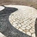 延安 黄金麻冰裂纹地铺石工地铺装案例