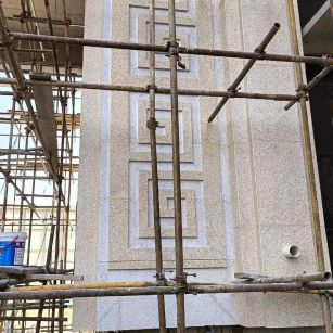 延安 黄金麻花岗岩别墅外墙干挂回纹造型效果