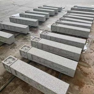 延安 白麻方柱雕花防水