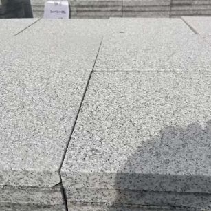 延安 白麻花岗岩石材推荐 荔枝面地铺石