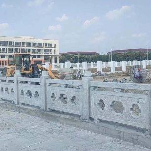 延安 白麻花岗岩荔枝面河道栏杆