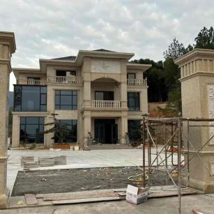 延安 黄金麻花岗岩别墅雕花外墙干挂配上门口雕花罗马柱