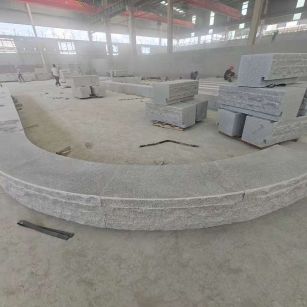 延安 芝麻白异形坐凳，自然面光面弧形加工