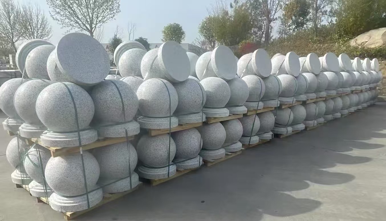 延安 白麻花岗岩石材圆球，石球，挡车球，隔离球，景观石球，风水球等