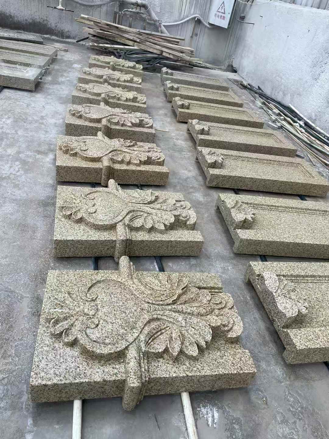 延安 黄金麻花岗岩别墅外墙雕刻板