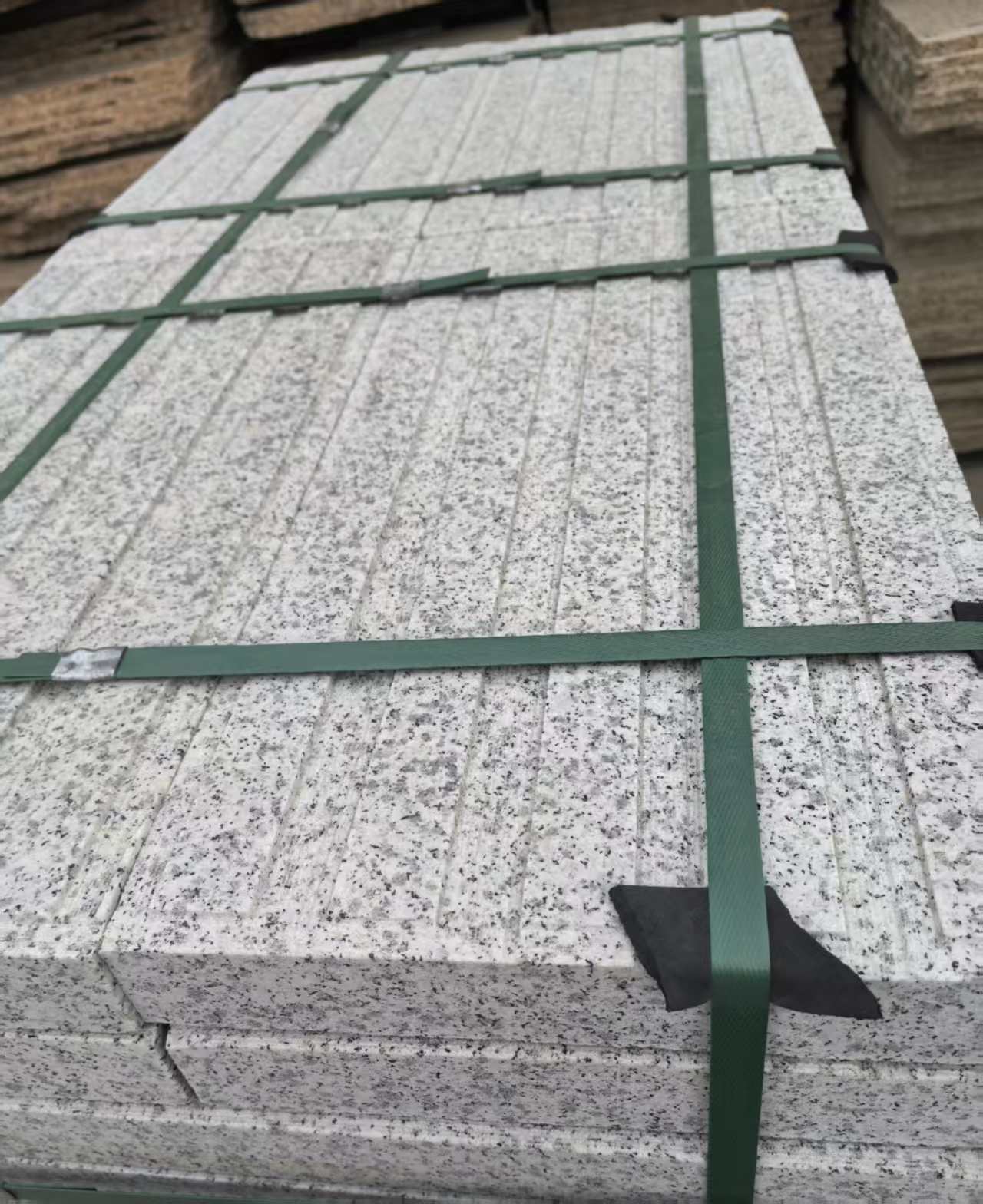 延安 白麻花岗岩直行盲道石，盲条，地铺石