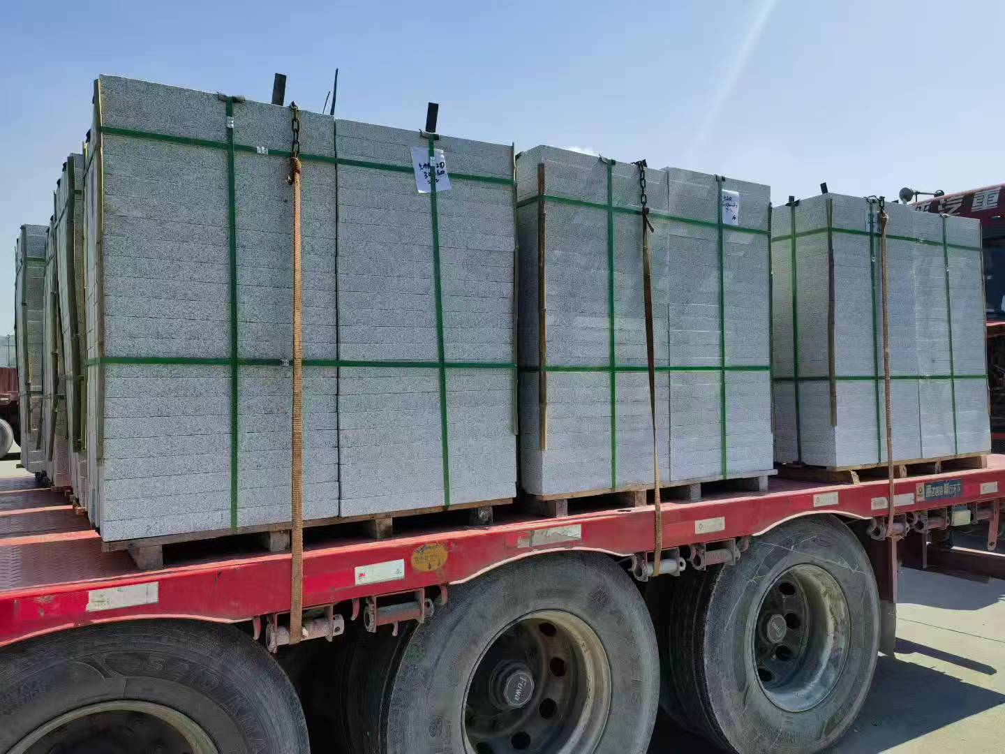 延安芝麻白花岗岩出货日常地铺石