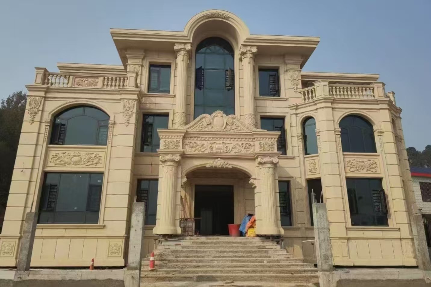 延安 黄金麻花岗岩别墅外墙干挂